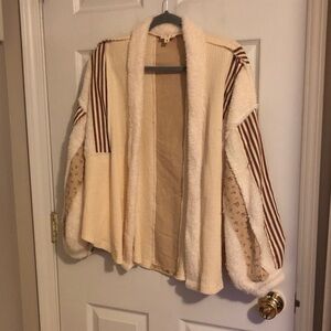 POL Cream and Tan Patterned Cardigan
